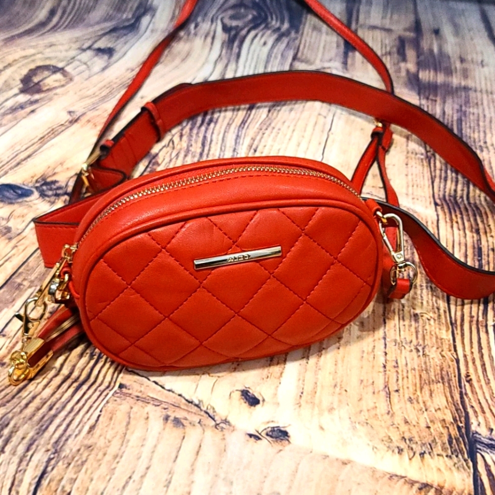 Aldo pounced quilted belted bag In  red